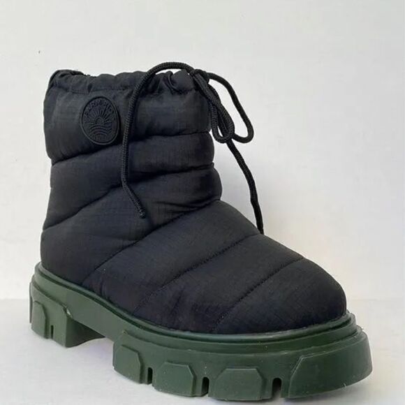 FARM Rio Lug Sole Bootie in Black size US 7M - Picture 3 of 7